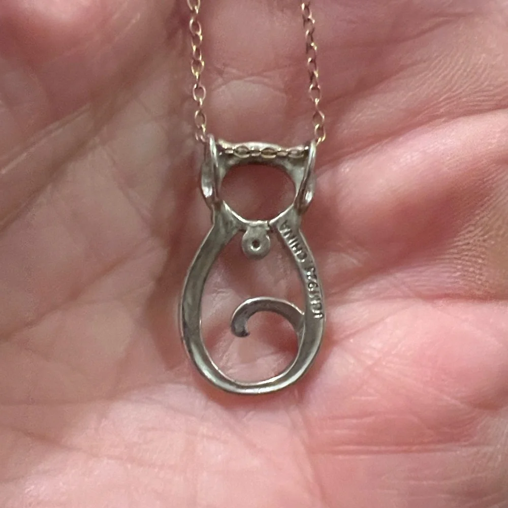 JCM Gold plated Sterling silver cat pendant & necklace 18”